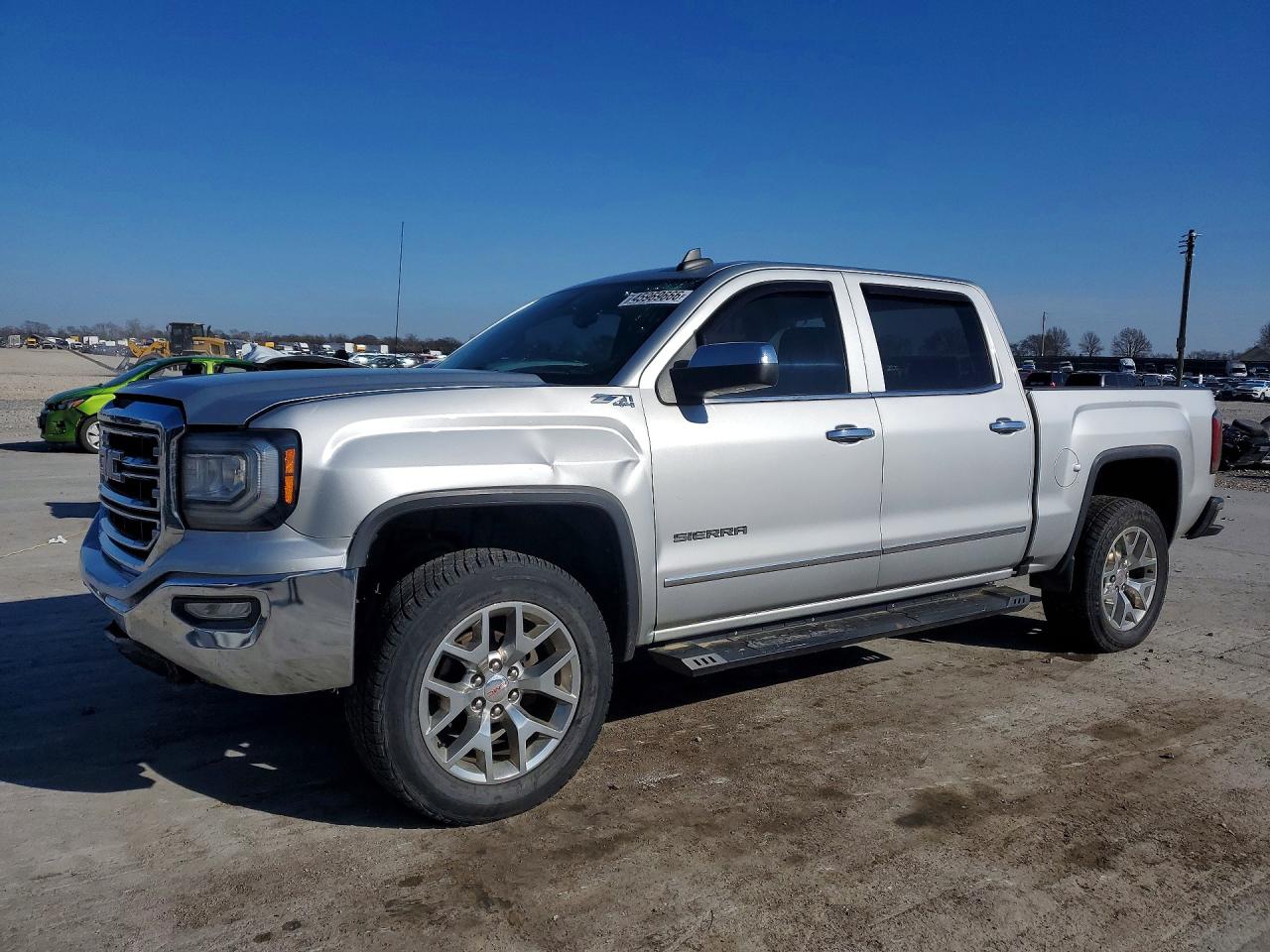 Salvage GMC Sierra Image