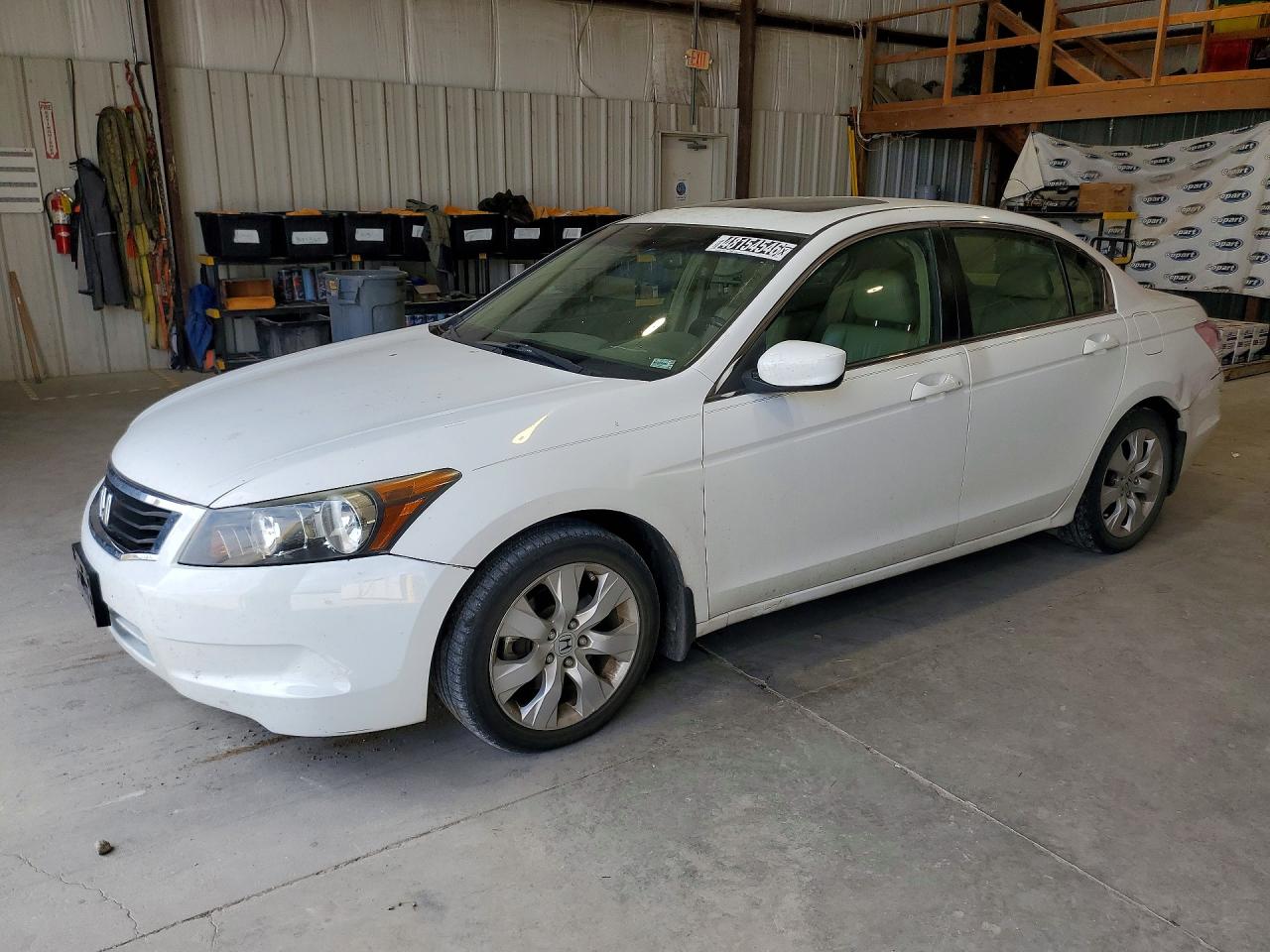 Salvage Honda Accord Image