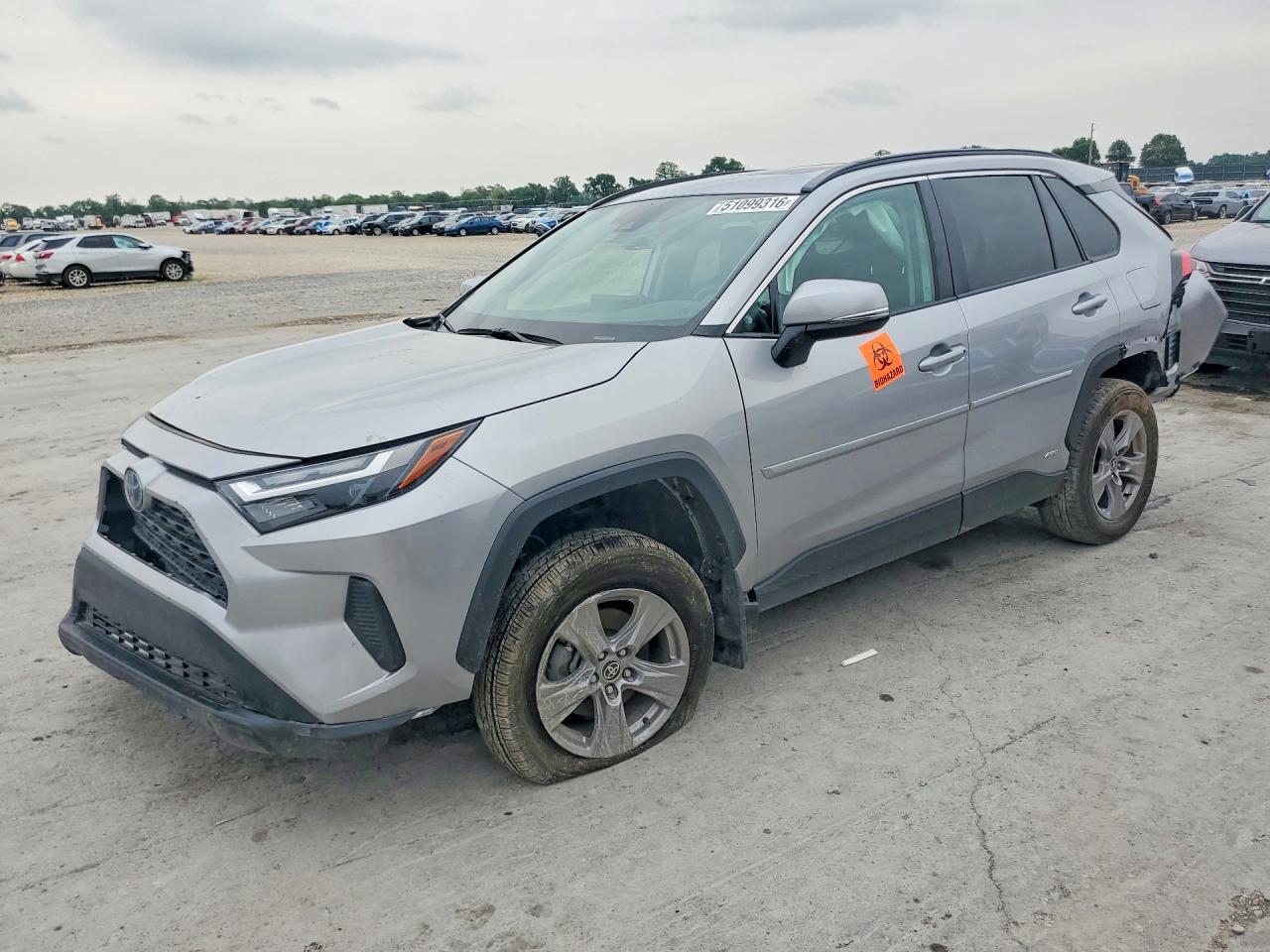 Salvage Toyota RAV4 Image