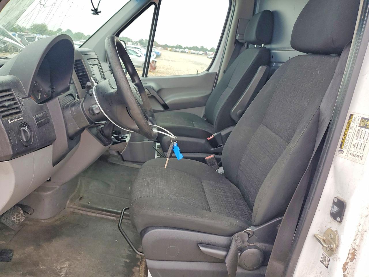 Mercedes-Benz Sprinter 2500