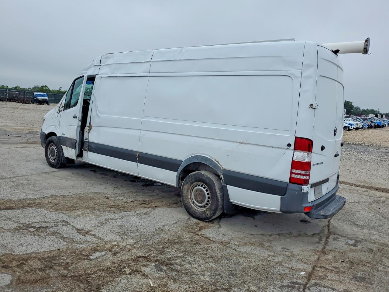 Mercedes-Benz Sprinter 2500