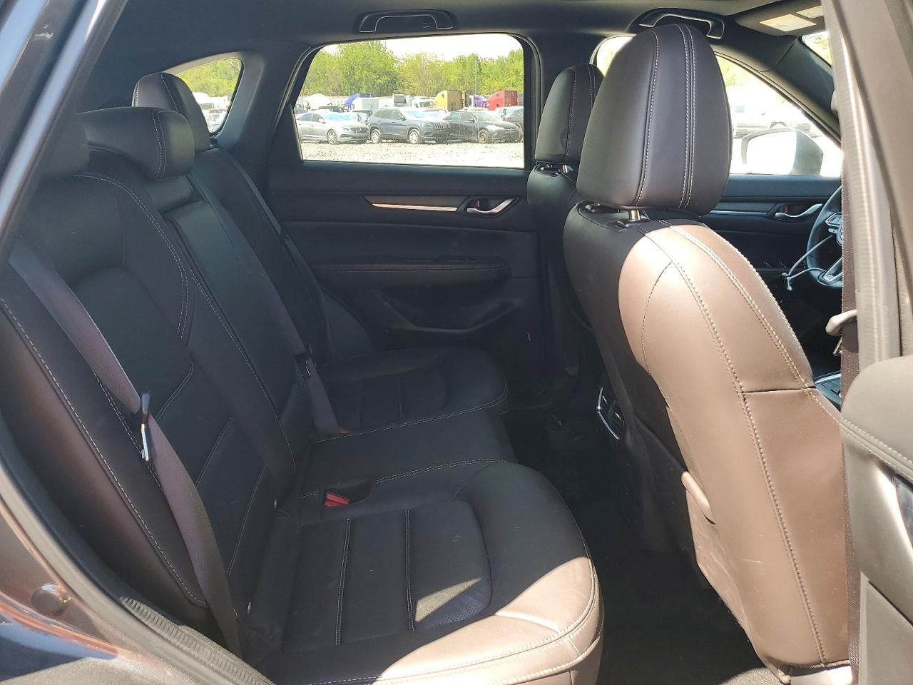Mazda Cx Signature