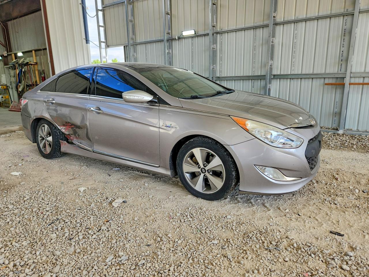Hyundai SONATA Hybrid