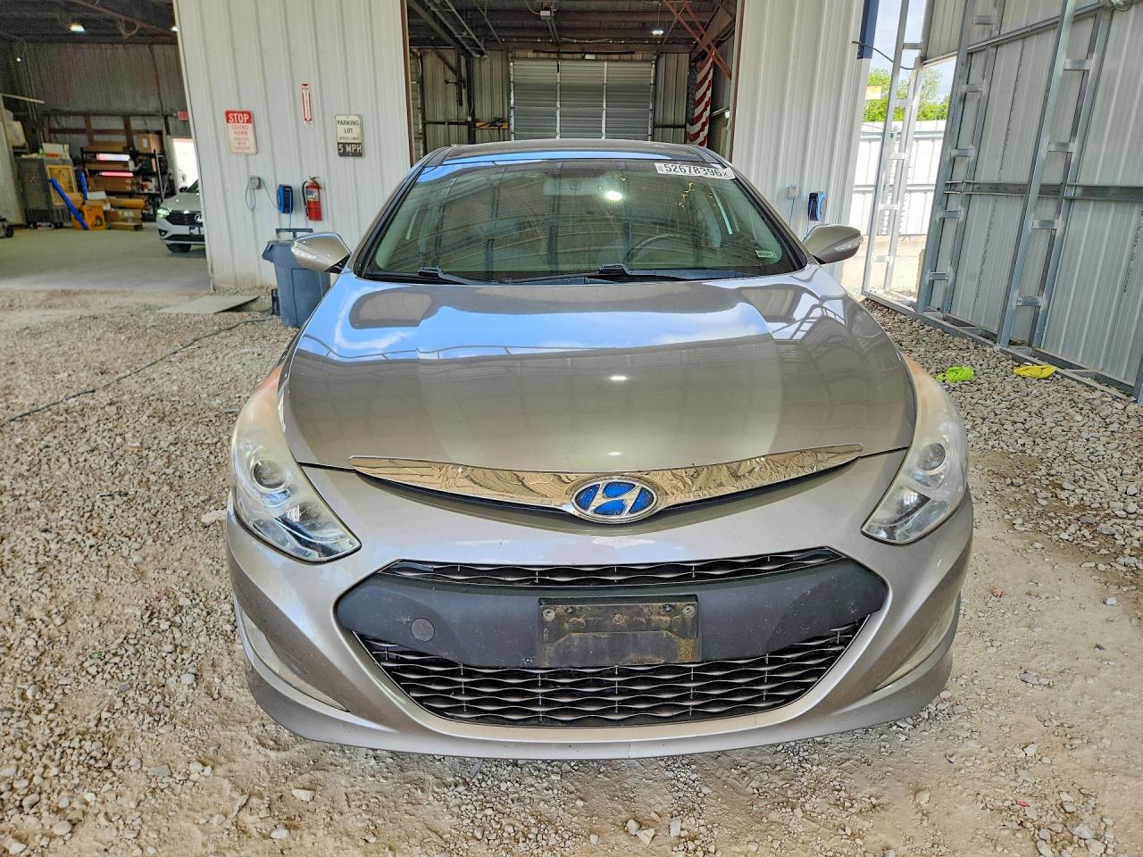 Hyundai SONATA Hybrid