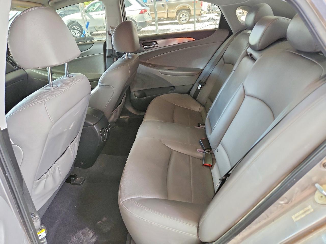 Hyundai SONATA Hybrid