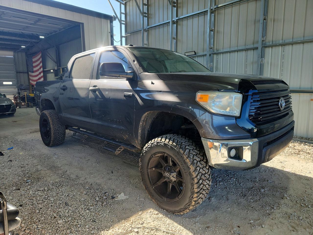 Toyota Tundra Sr5