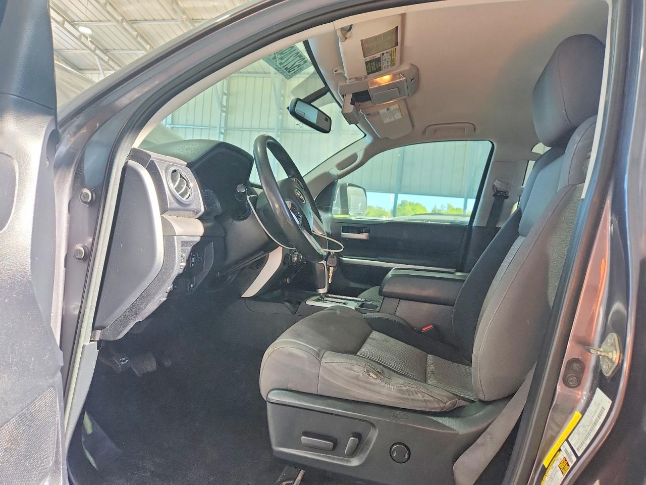 Toyota Tundra Sr5
