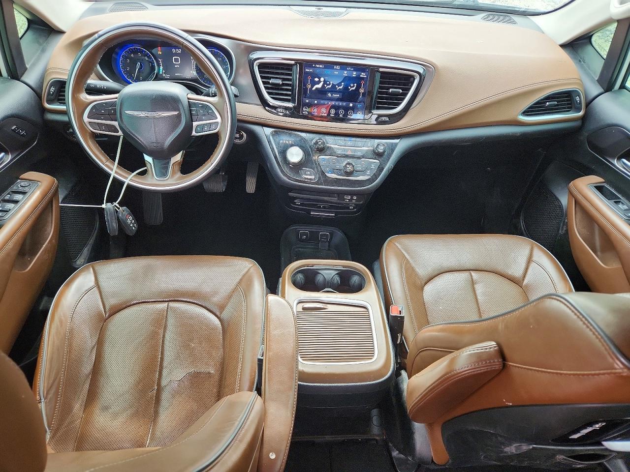 Chrysler Pacifica Limited