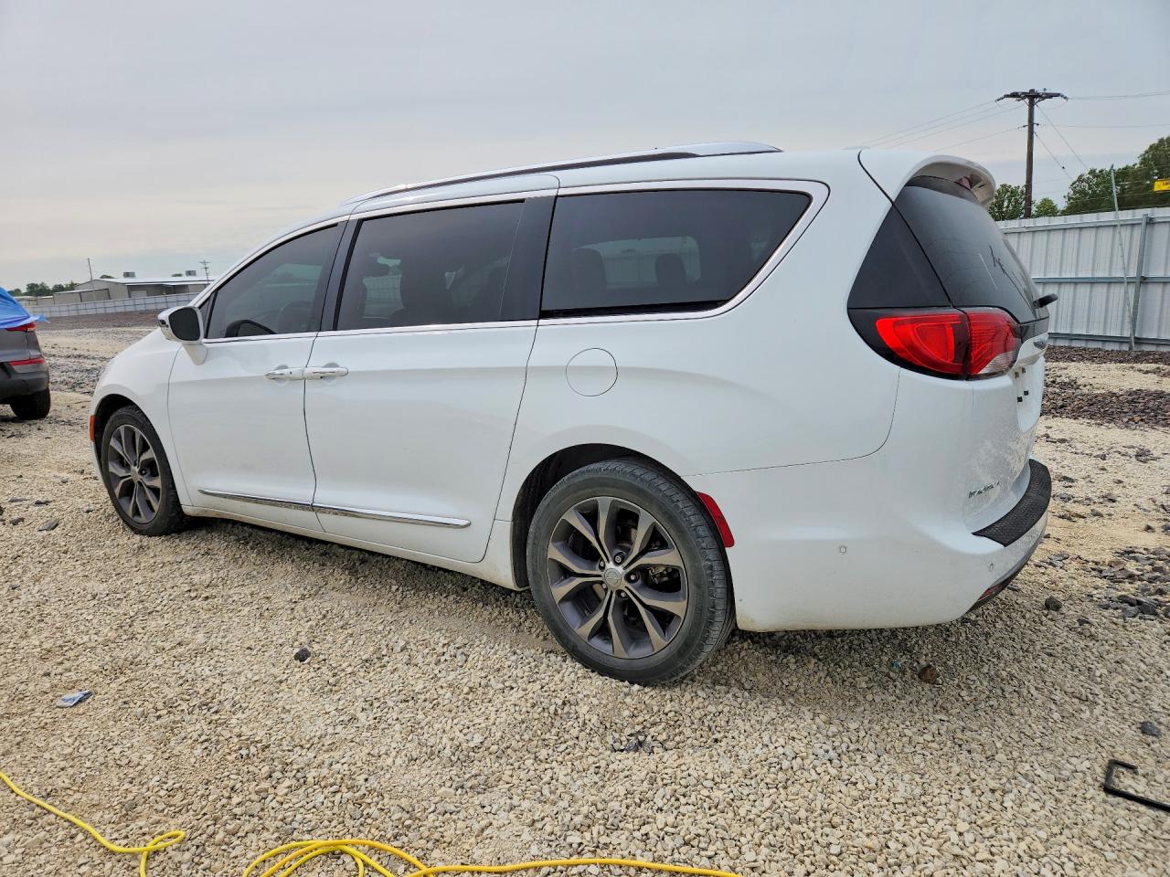 Chrysler Pacifica Limited