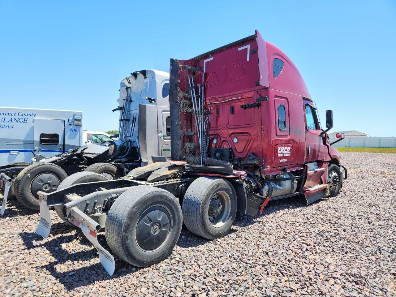 Freightliner Cascadia 126