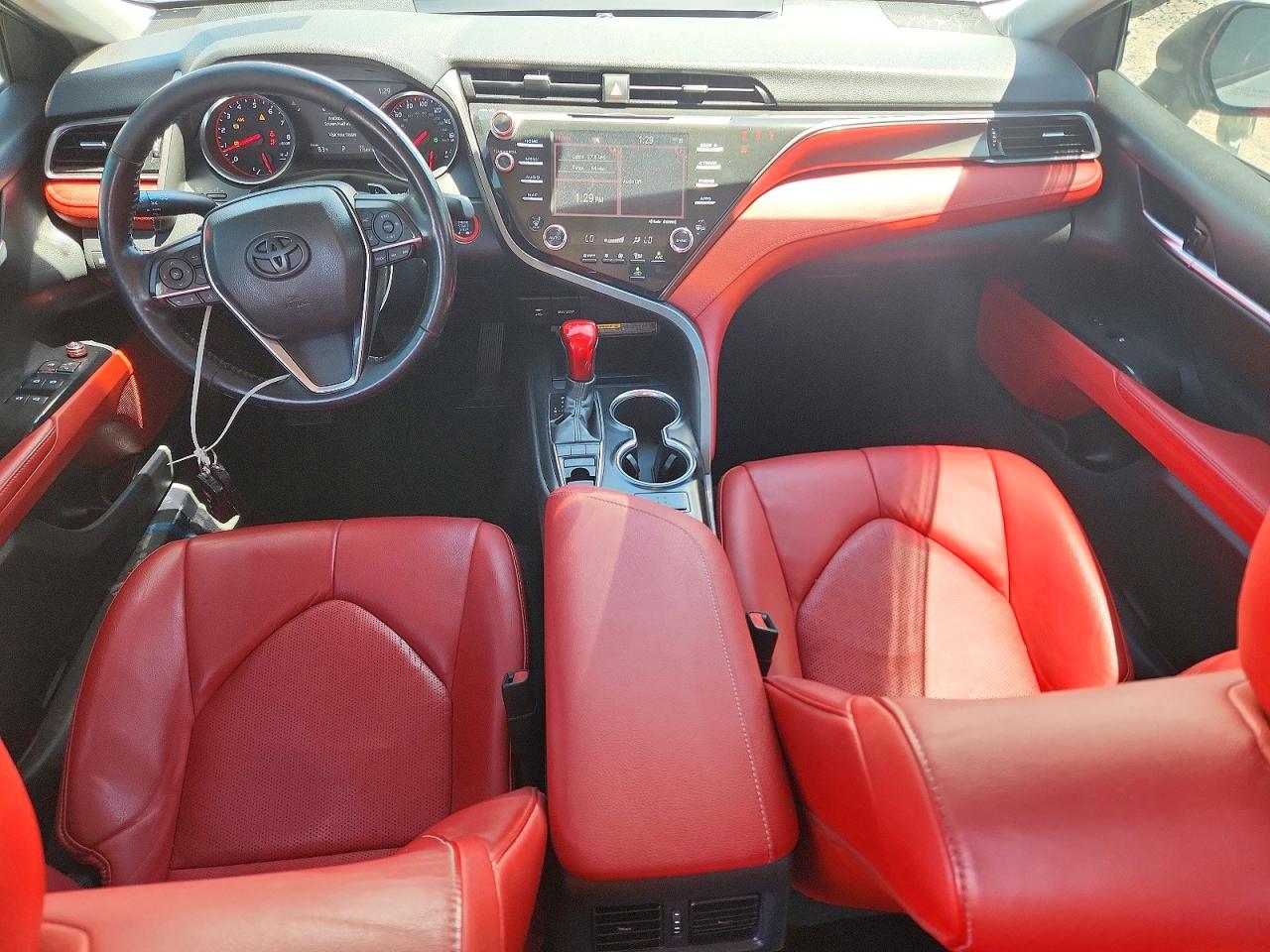 Toyota Camry Xse