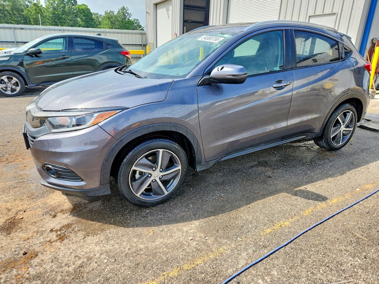 Salvage Honda HR-V Image