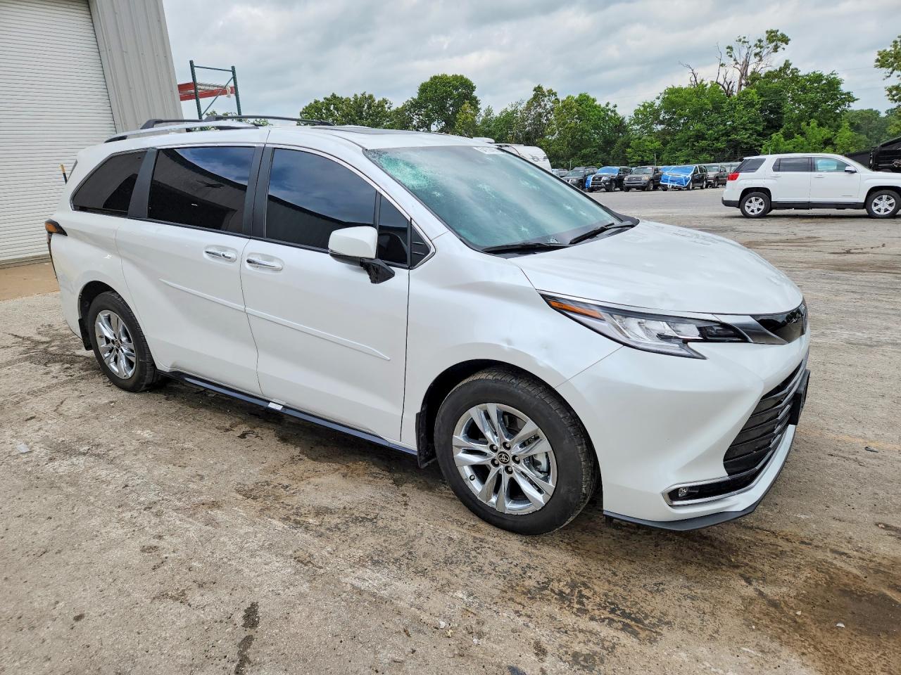Toyota Sienna Limited 7-passenger
