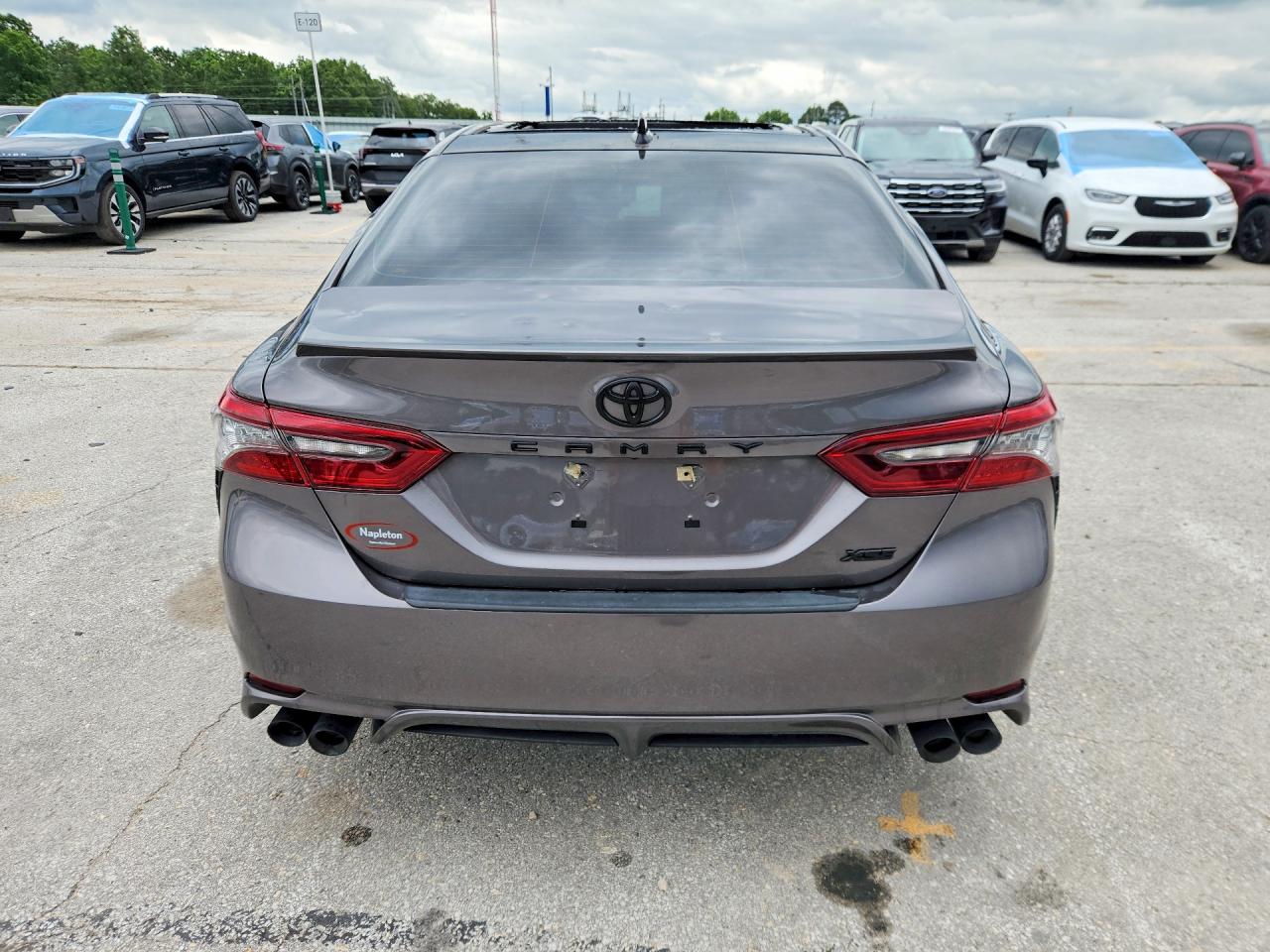 Toyota Camry Xse