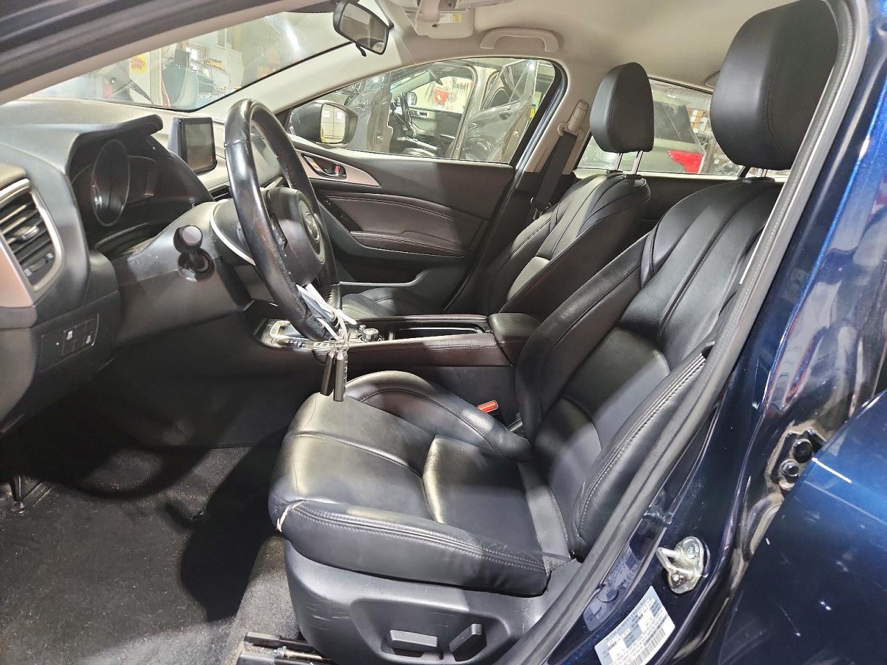 Mazda 3 Touring