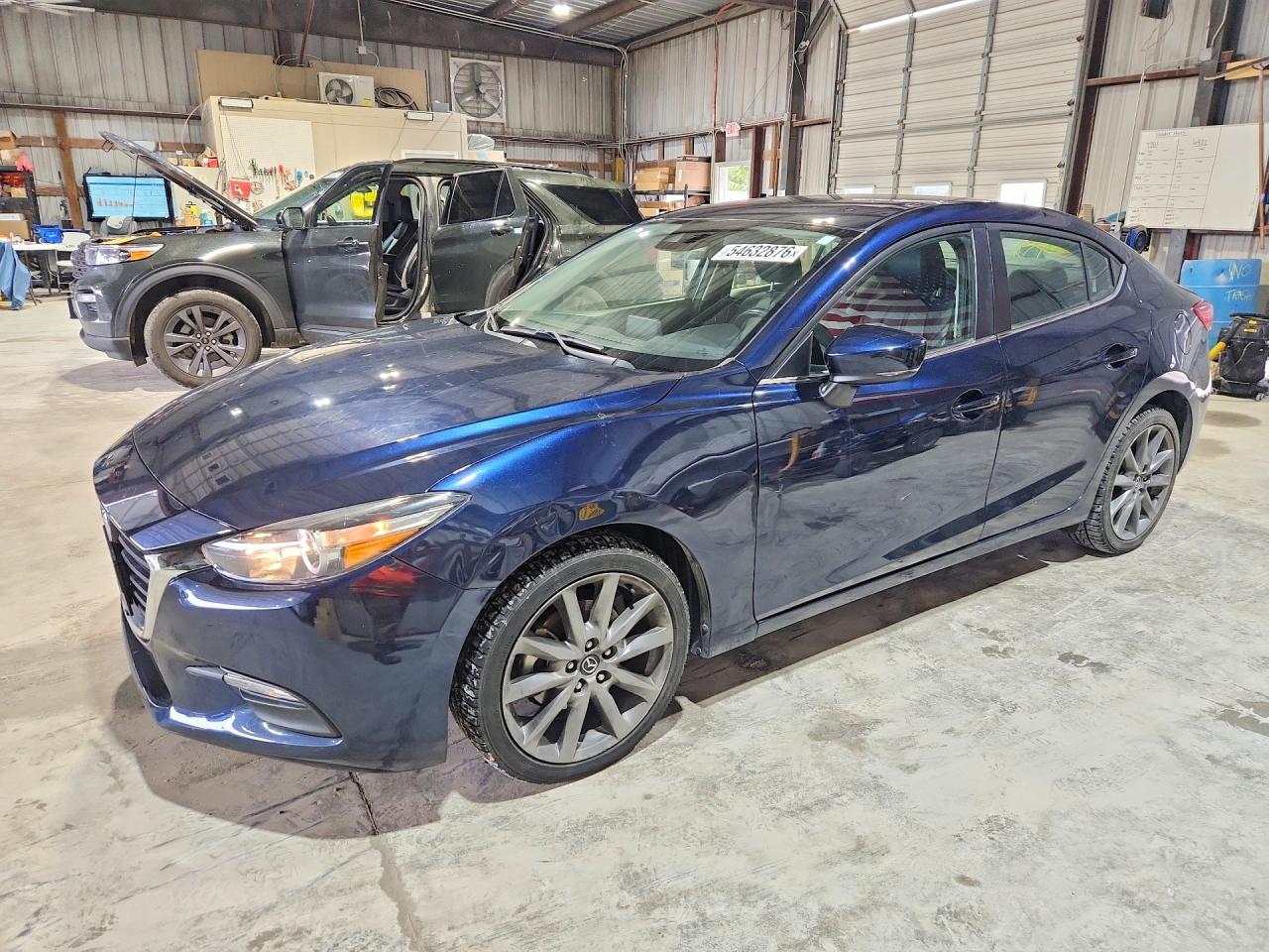 Salvage Mazda 3 Image