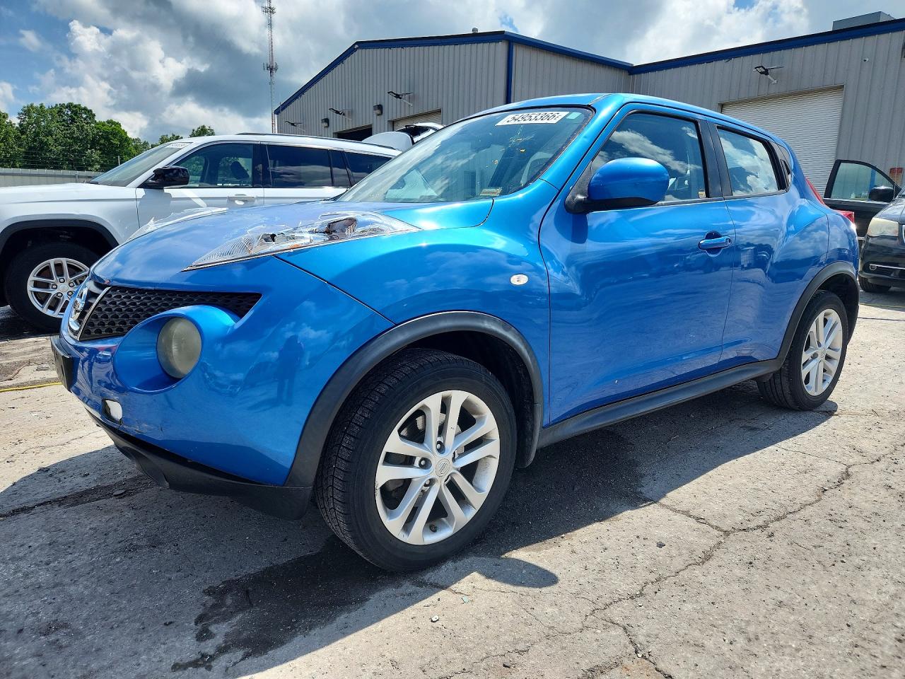 Salvage Nissan JUKE Image