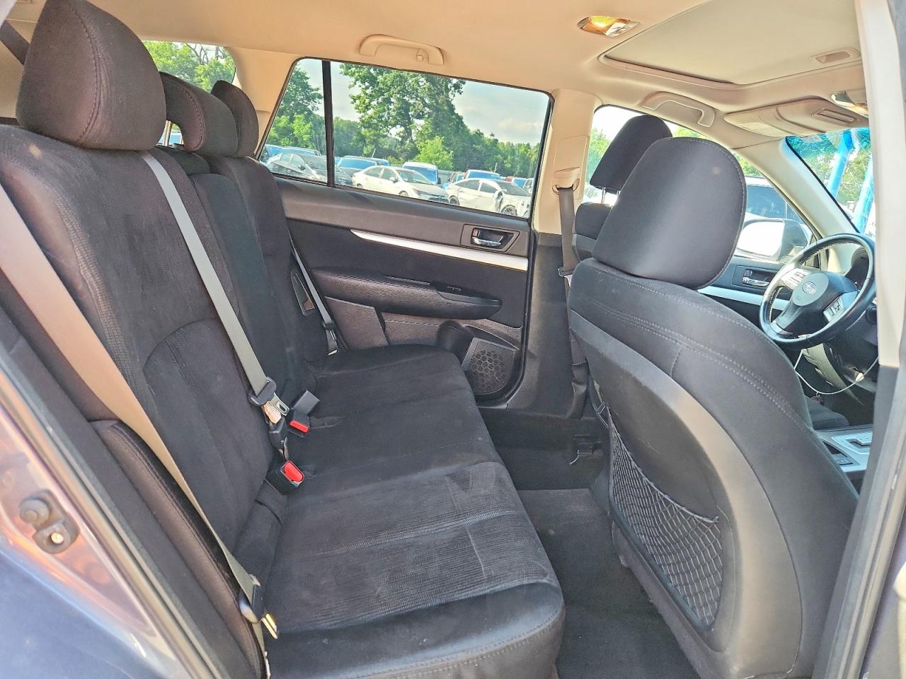 Subaru Outback 2.5i Premium