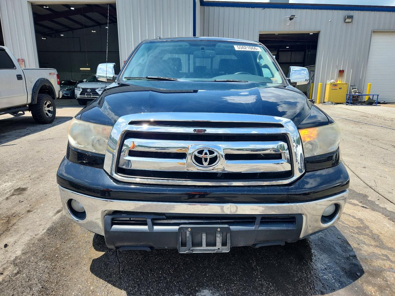 Toyota Tundra Double Cab Sr5