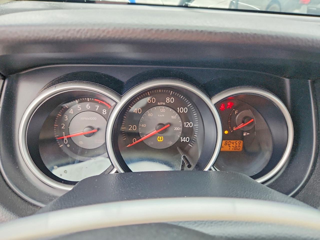 Nissan Versa 1.8 S