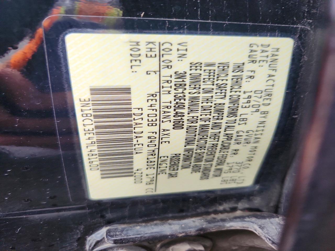 Nissan Versa 1.8 S