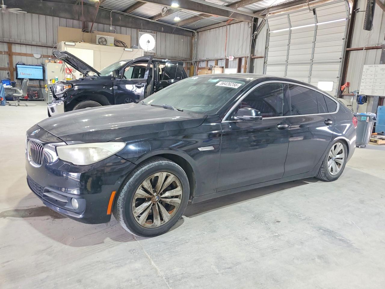 Salvage BMW 5 Series Image
