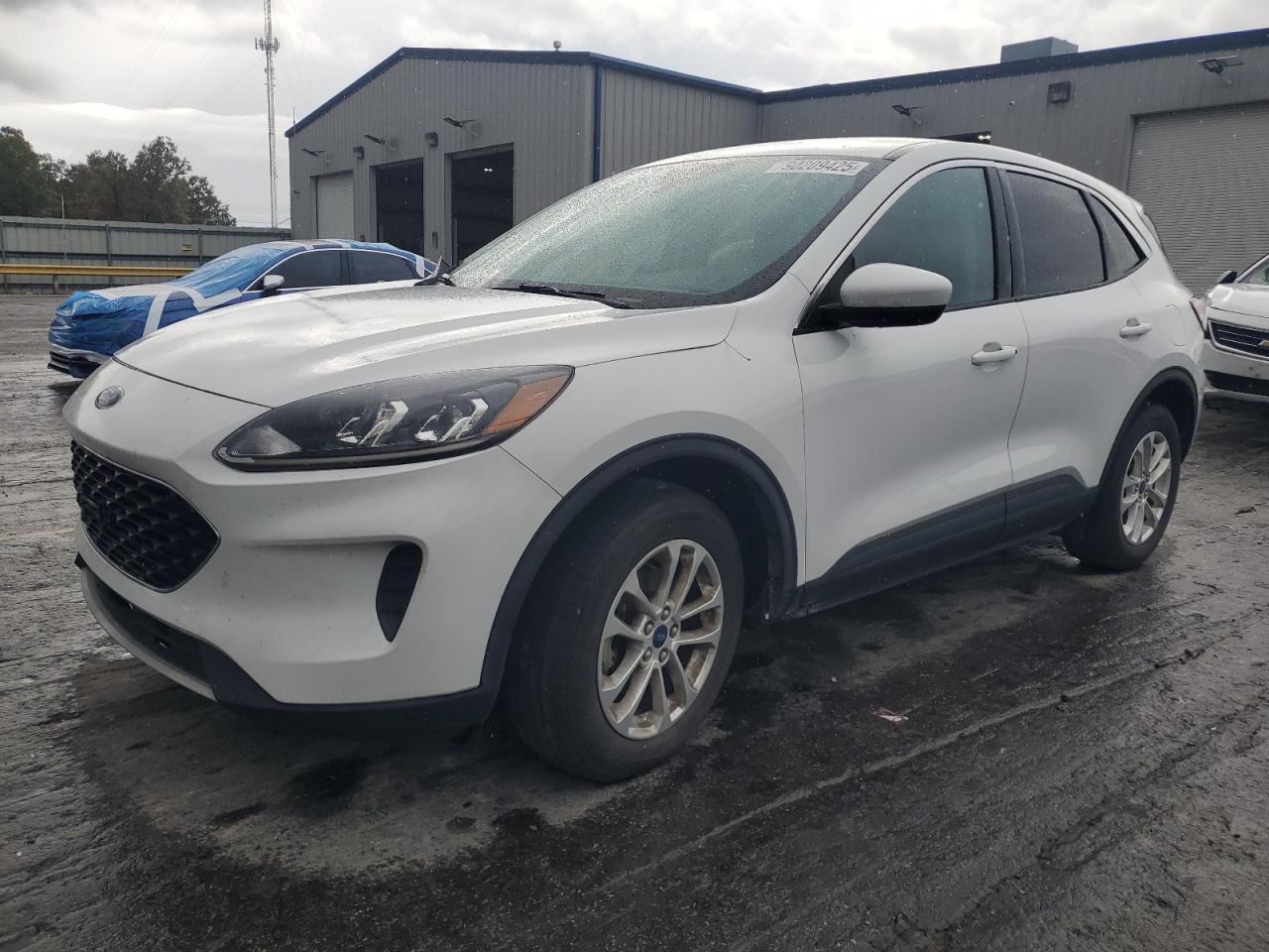 Salvage Ford Escape Image