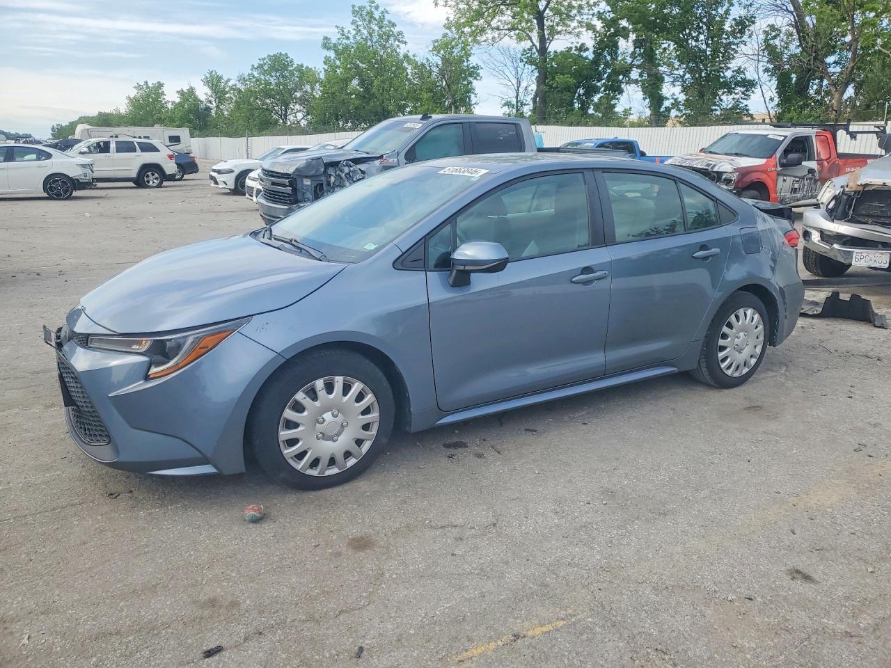 Salvage Toyota Corolla Image