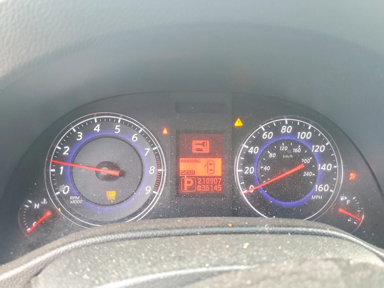 INFINITI G37 X