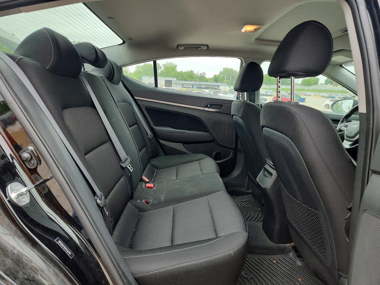 Hyundai ELANTRA Value Edition
