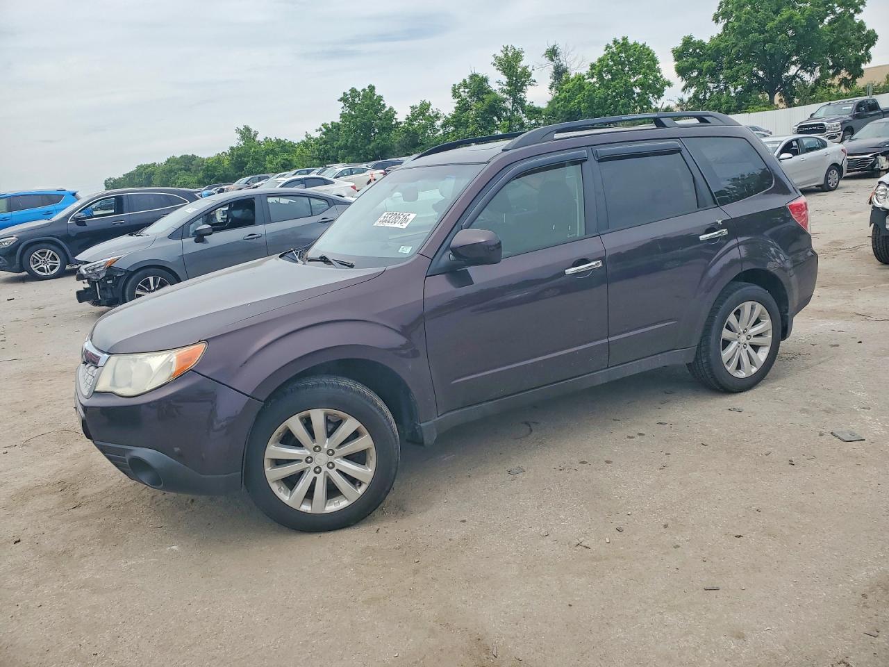 Salvage Subaru Forester Image