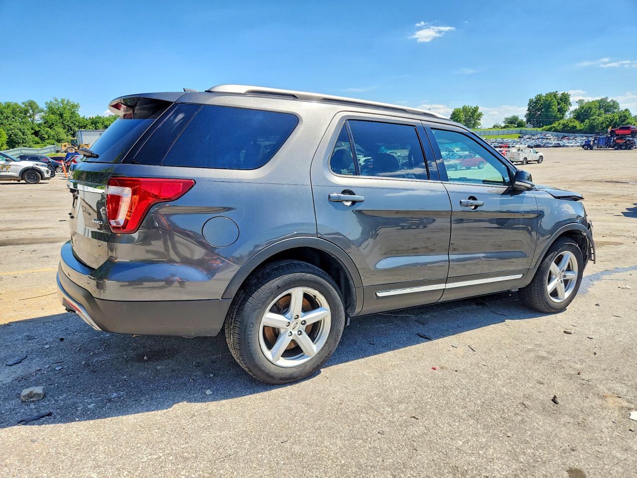 Ford Explorer Xlt