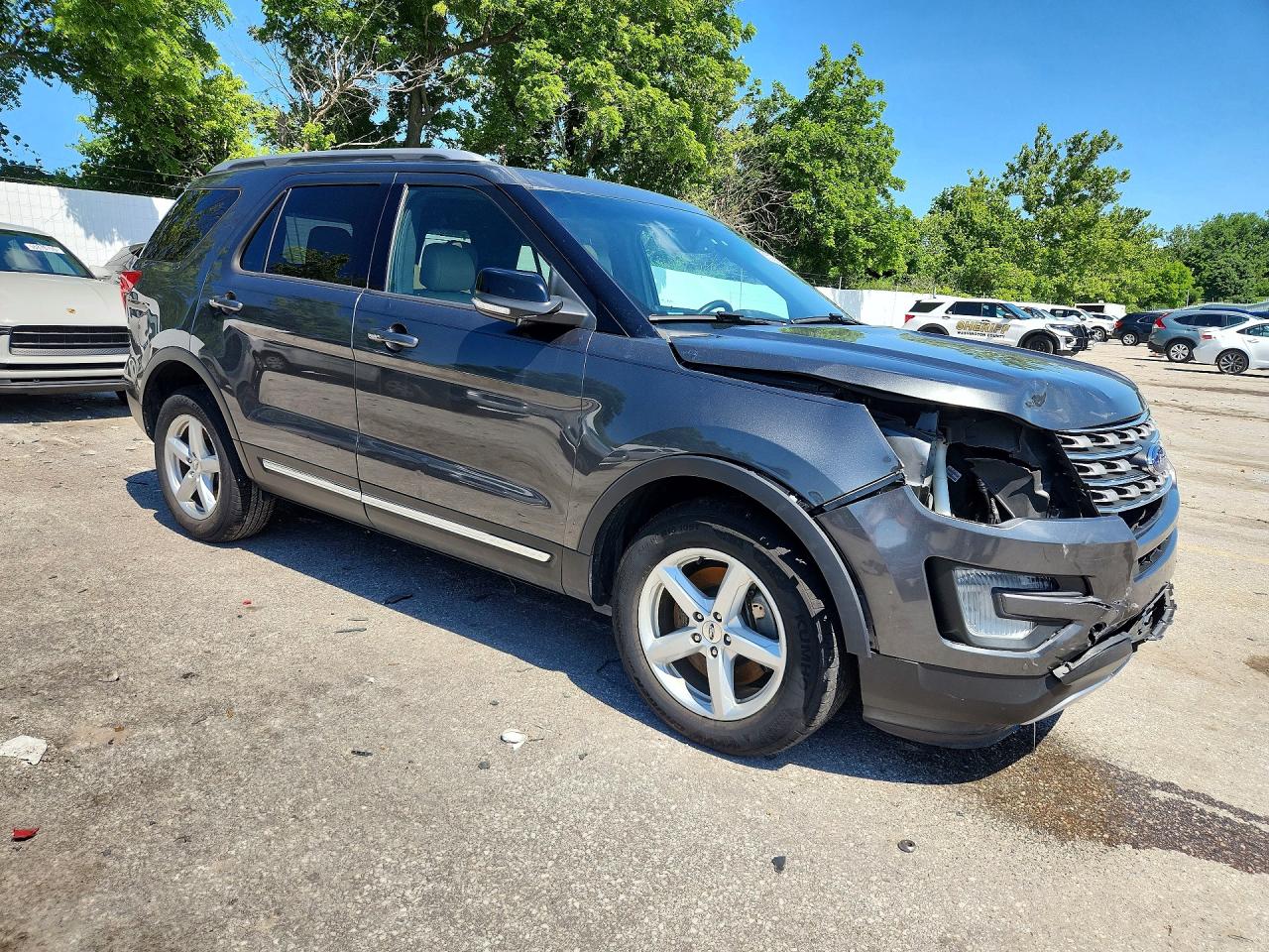 Ford Explorer Xlt