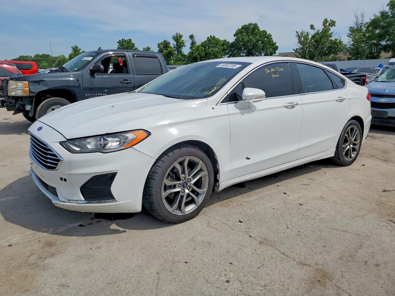 Salvage Ford Fusion Image