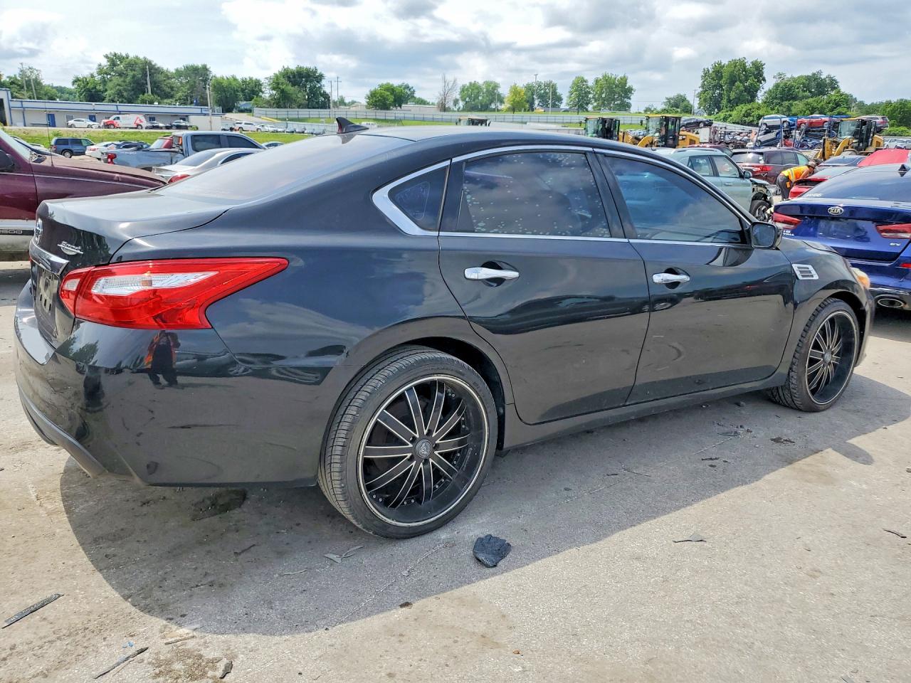 Nissan Altima 2.5 S