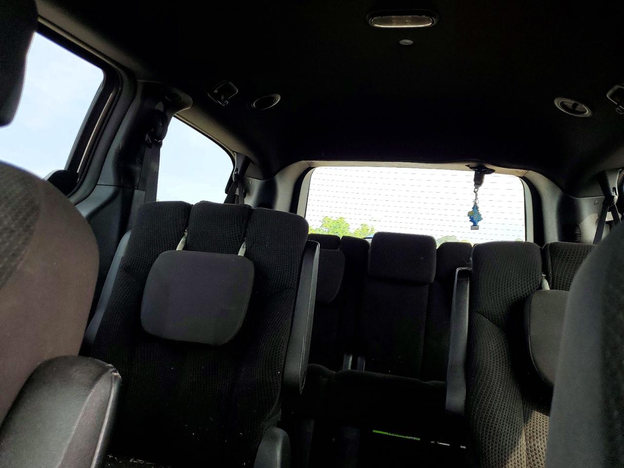 Dodge Caravan