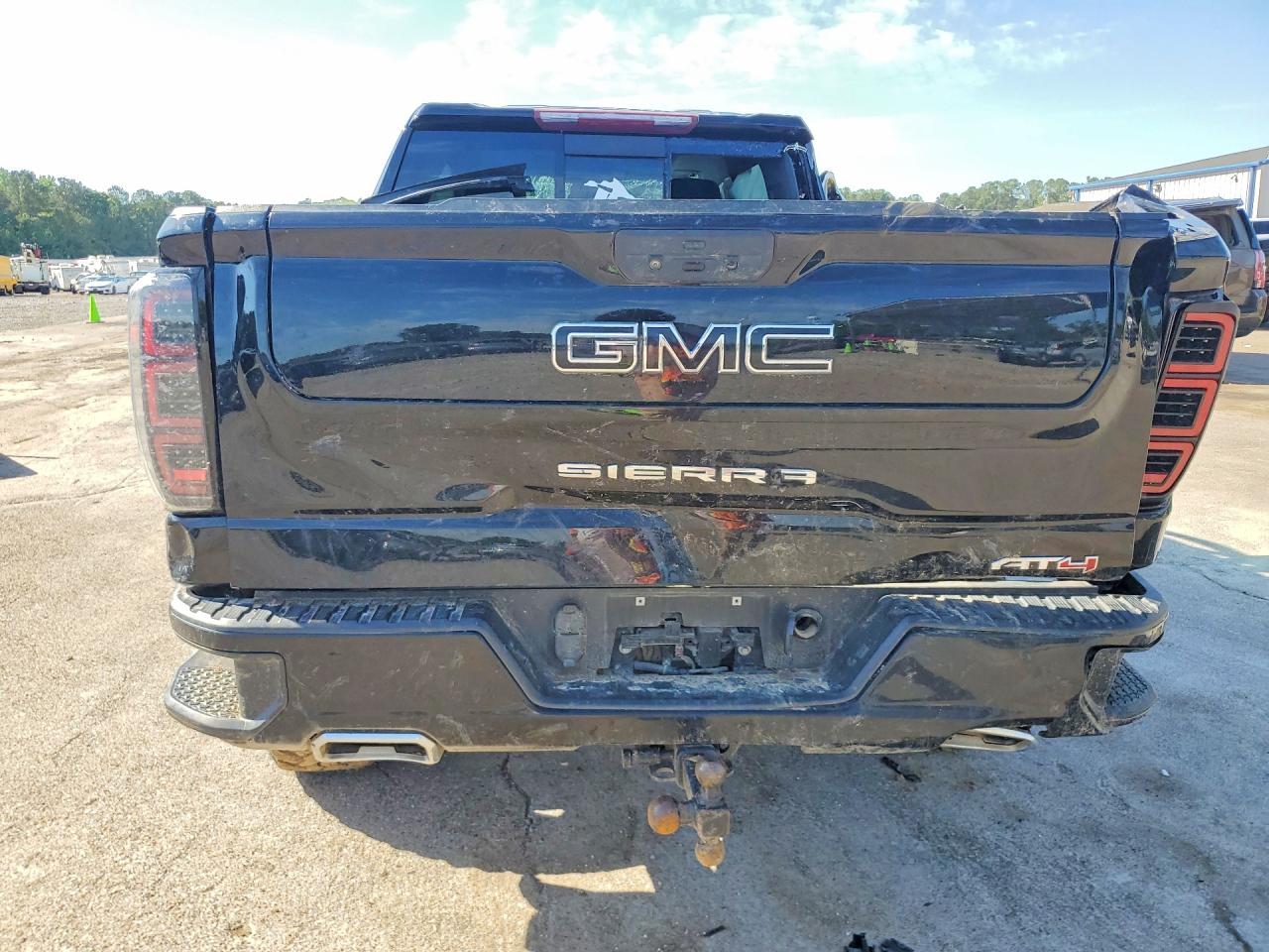 GMC Sierra K1500 At4