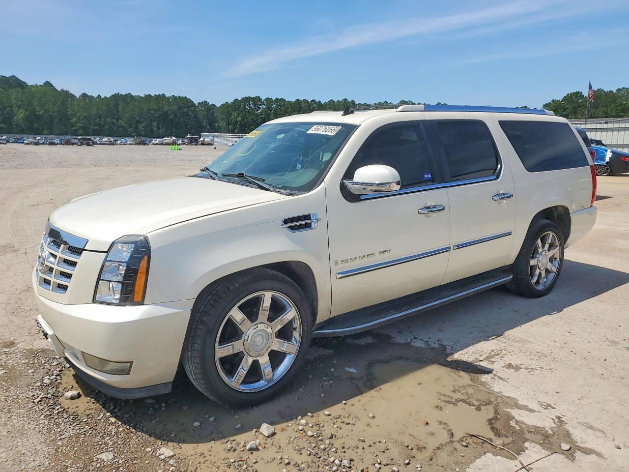Salvage Cadillac Escalade Image