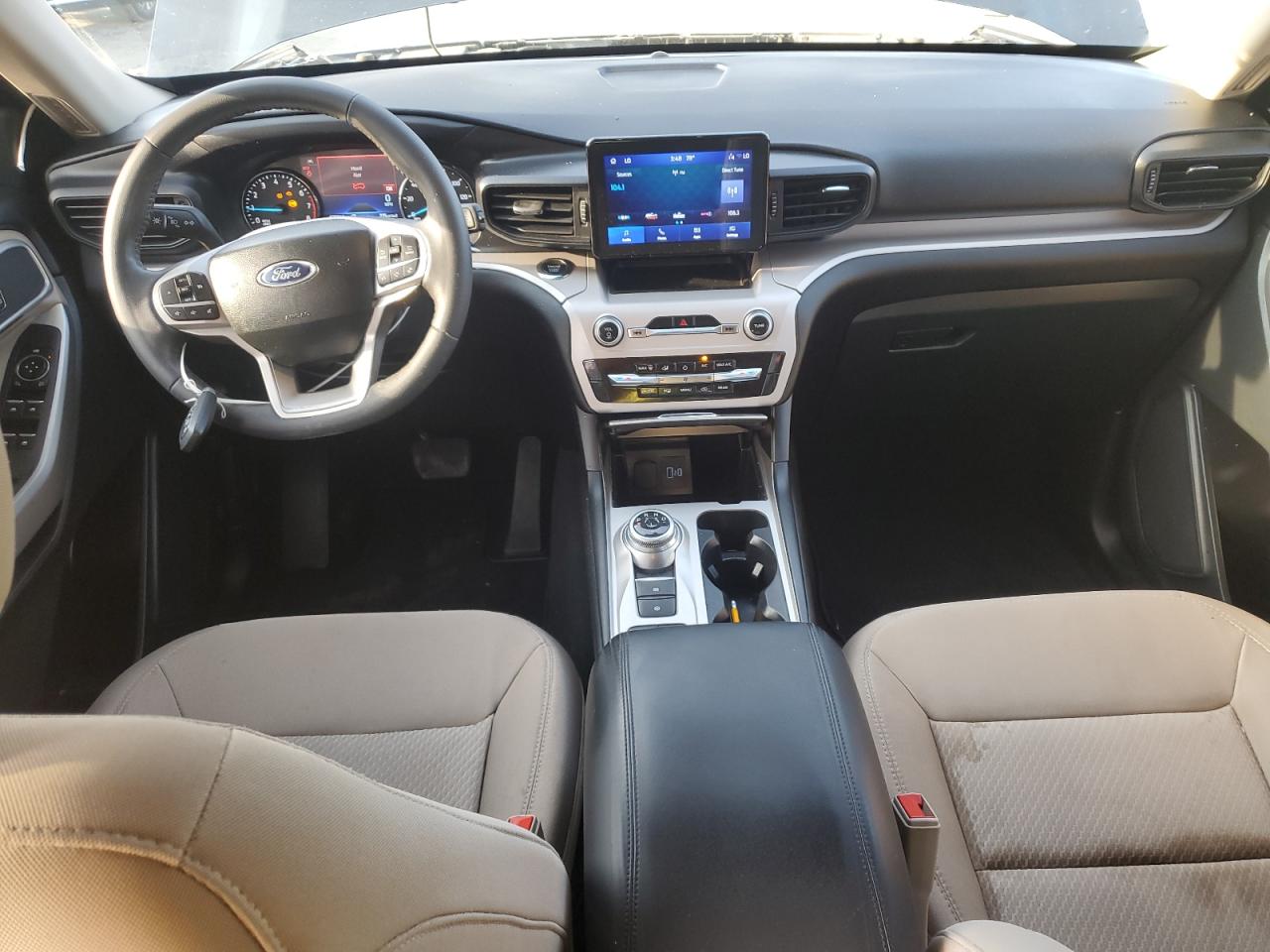 Ford Explorer Xlt