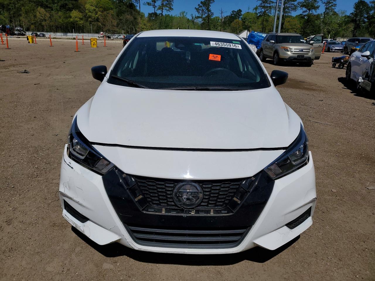 Nissan Versa S