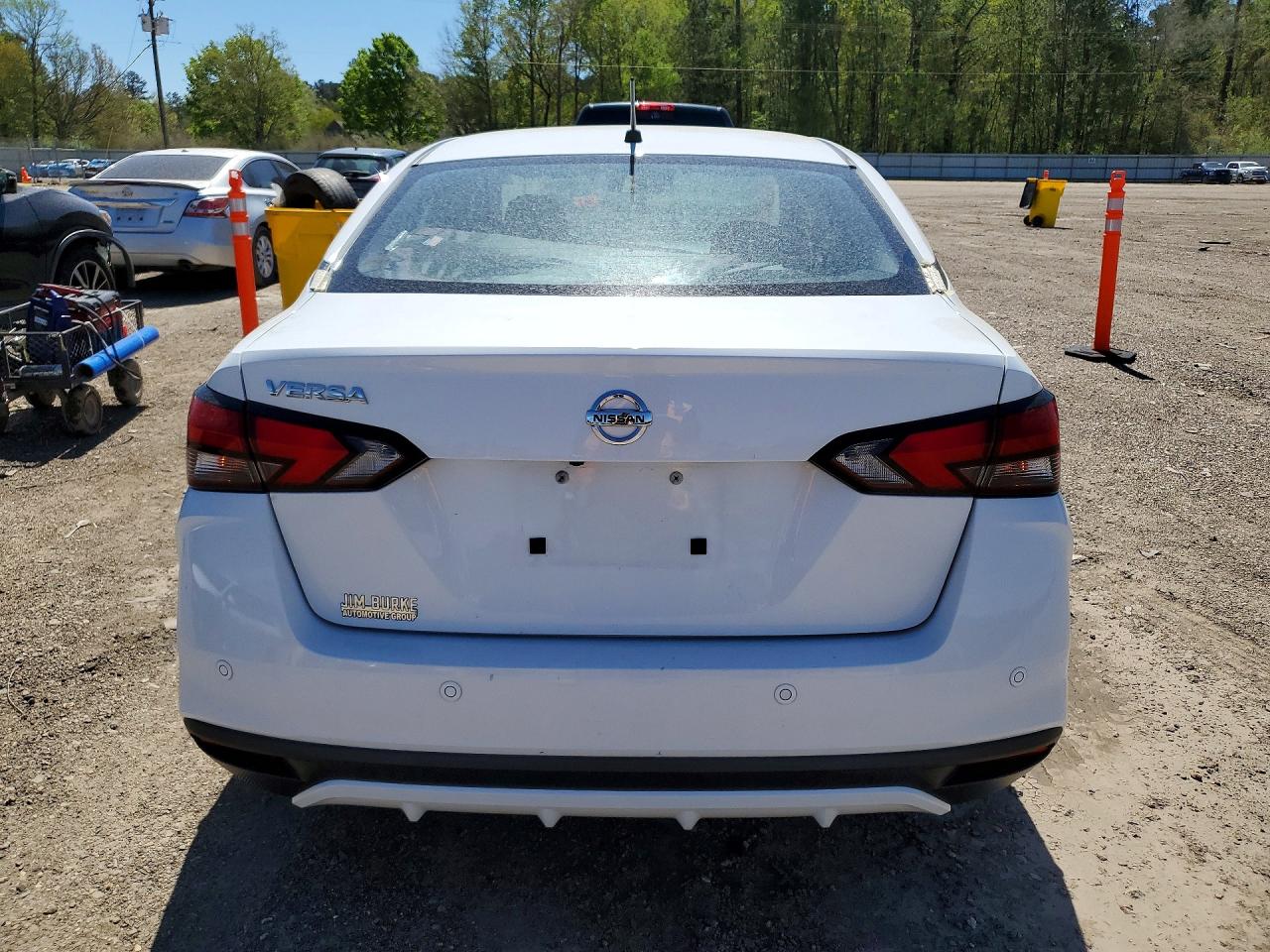 Nissan Versa S