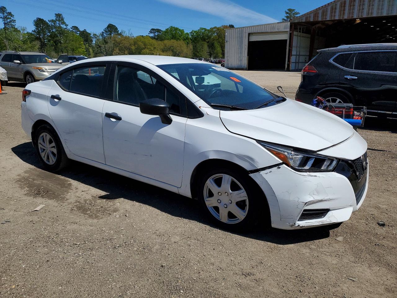 Nissan Versa S