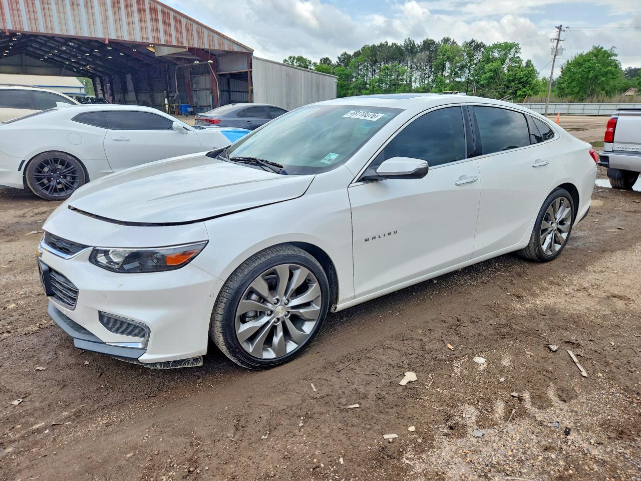 Salvage Chevrolet Malibu Image