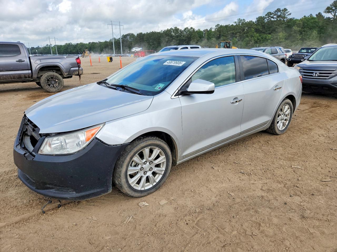 Salvage Buick LaCrosse Image