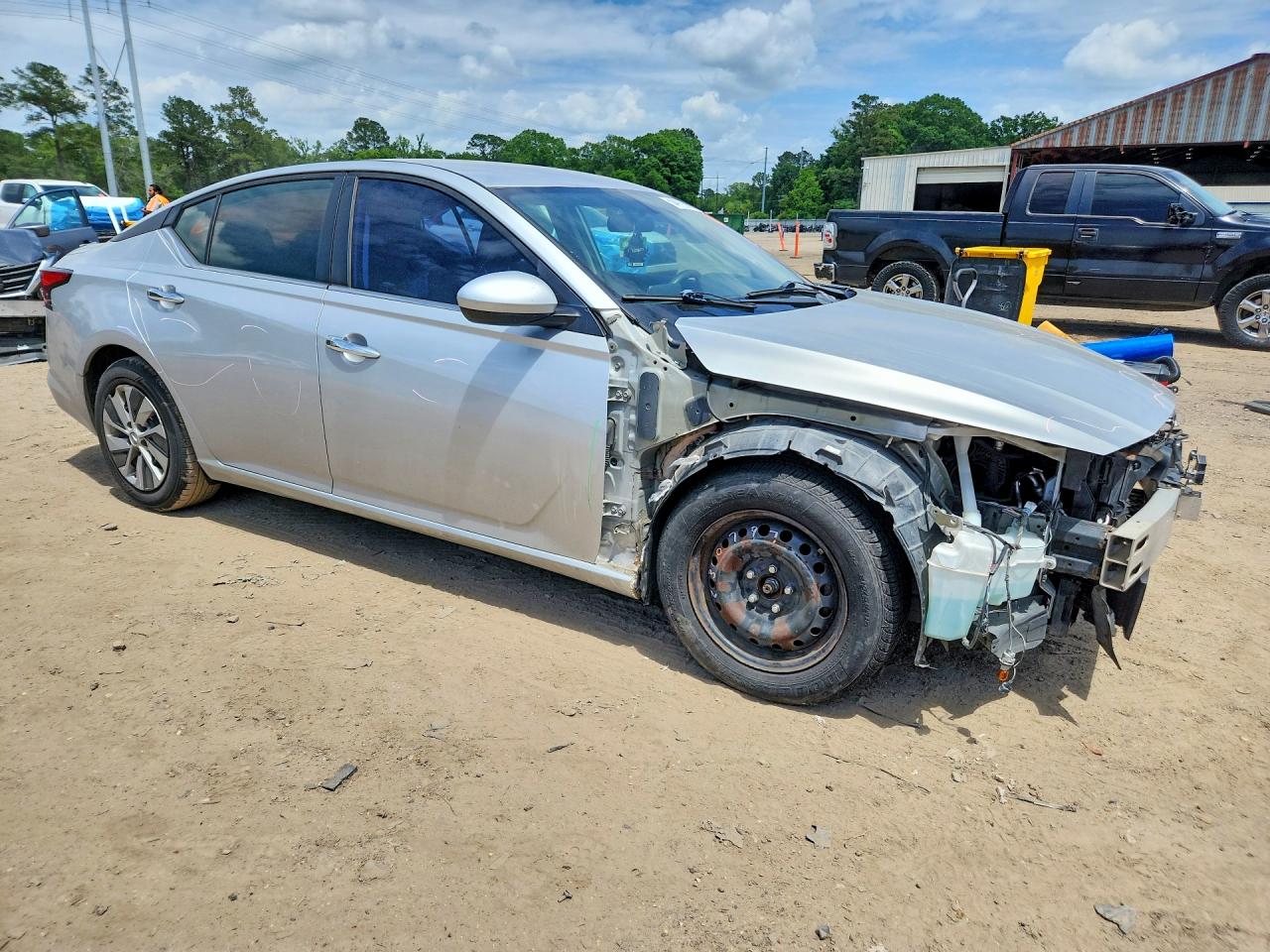 Nissan Altima S