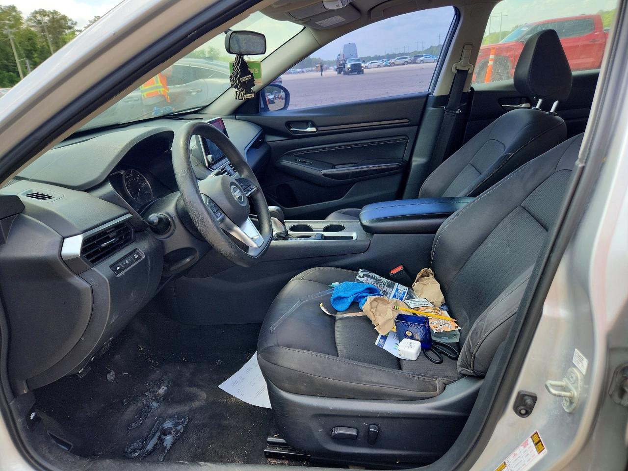 Nissan Altima S