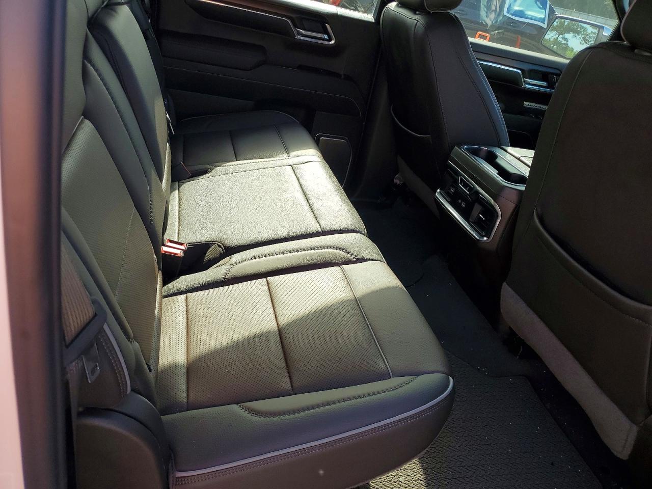 GMC Sierra K1500 Denali