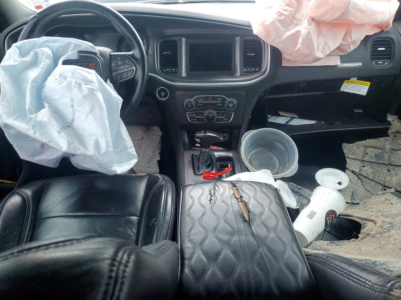 Dodge Charger Sxt