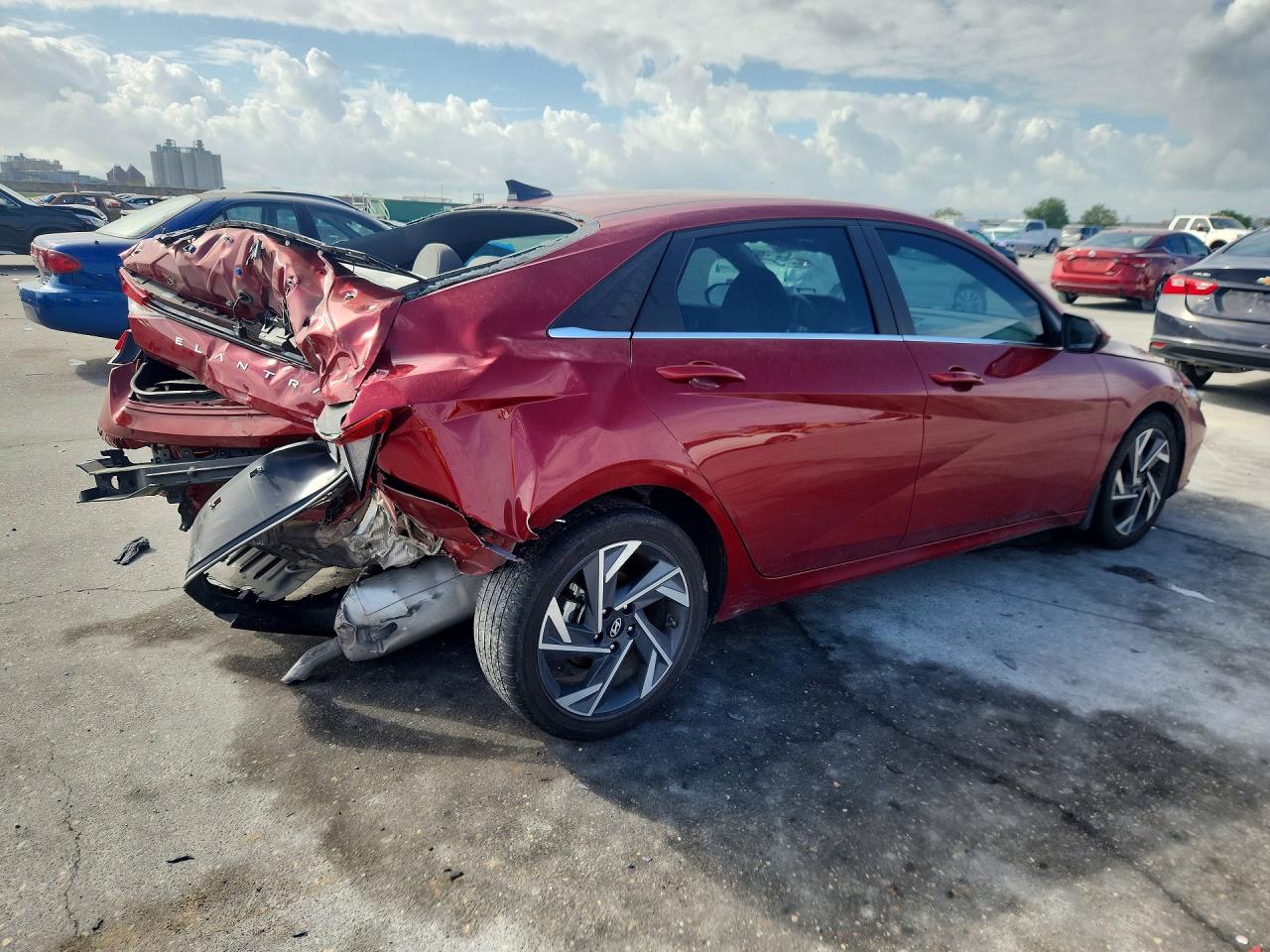Hyundai ELANTRA Sel