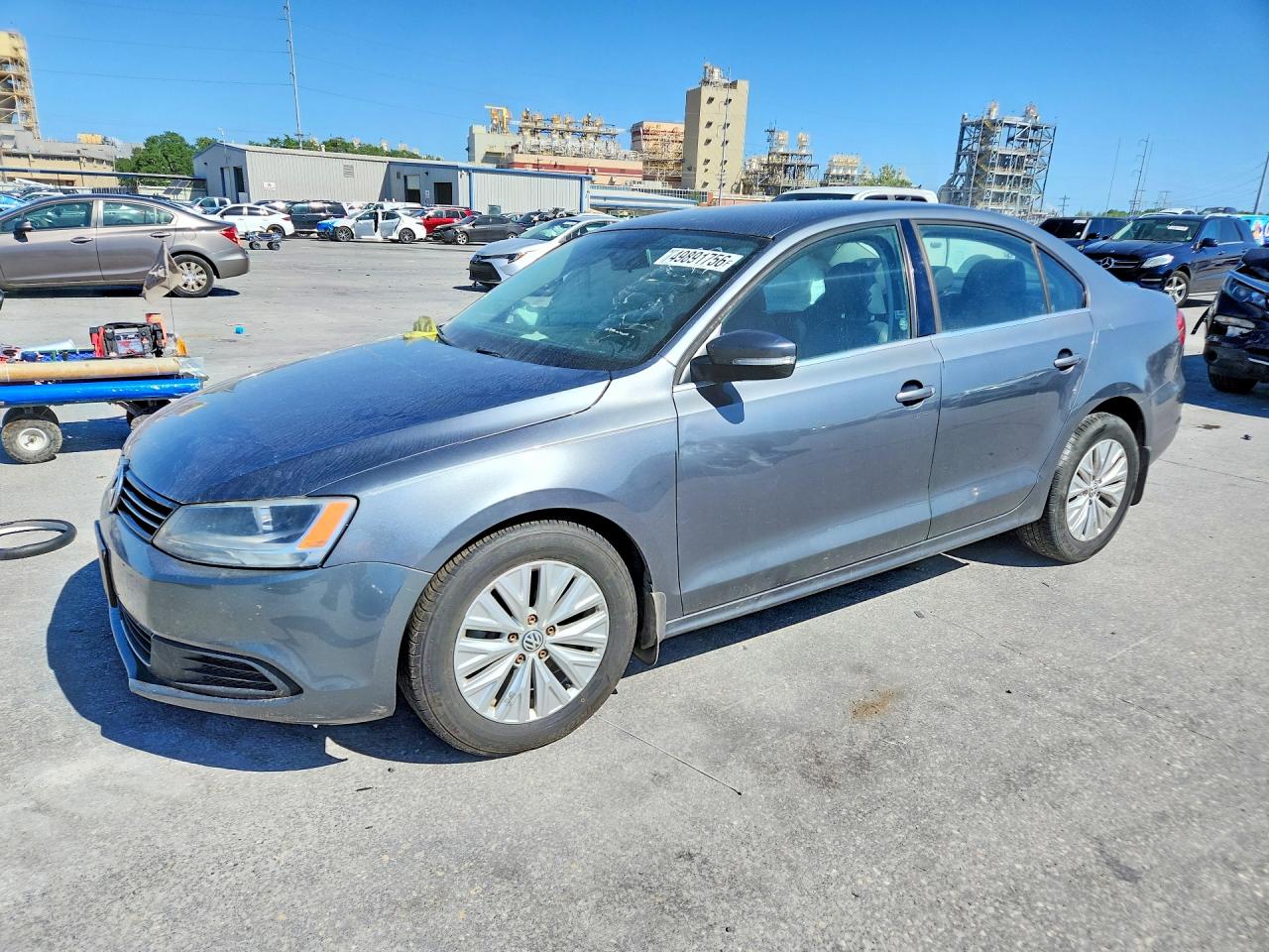 Salvage Volkswagen Jetta Image